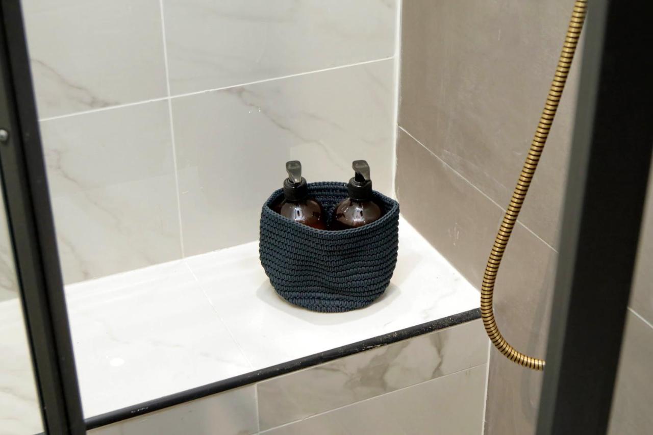 Eve Guest House At Trevi Fountain Рим Екстер'єр фото