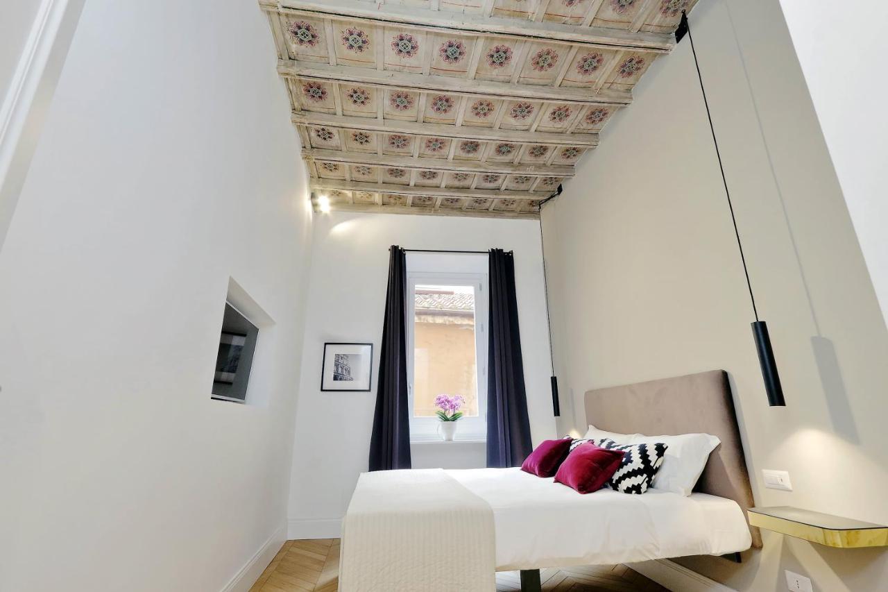 Eve Guest House At Trevi Fountain Рим Екстер'єр фото