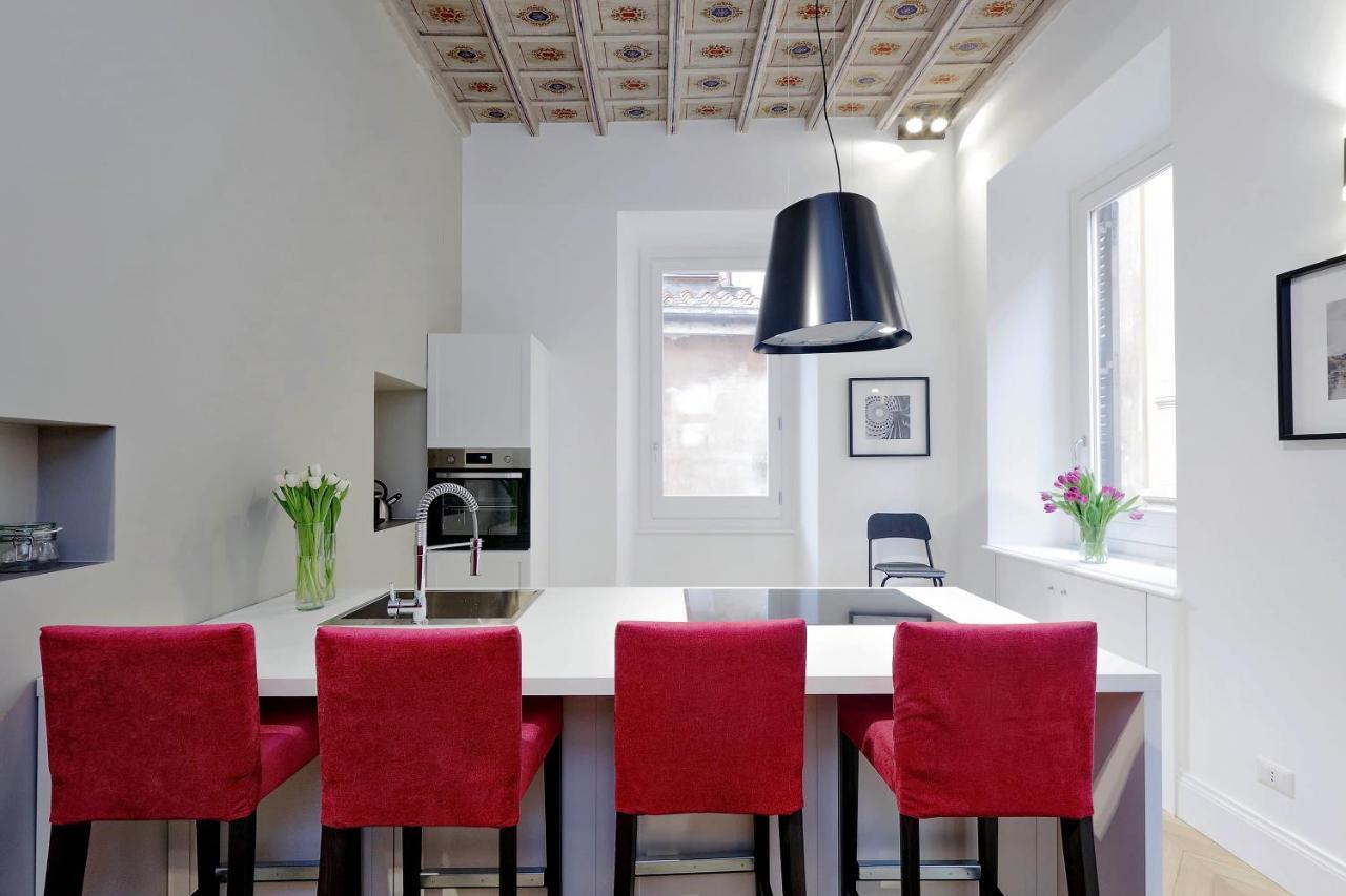 Eve Guest House At Trevi Fountain Рим Екстер'єр фото